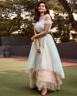 Aamna Sharif feet photo 15