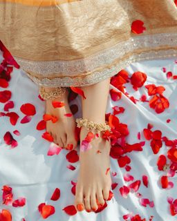 Aamna Sharif feet photo 16