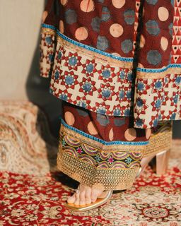 Aamna Sharif feet photo 9