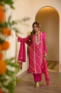 Aamna Sharif feet photo 20