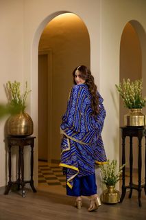 Aamna Sharif feet photo 8