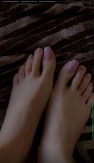 Aamreen Sharma feet photo 7