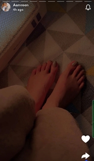 Aamreen Sharma feet photo 13