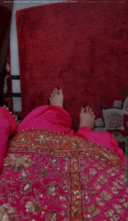 Aamreen Sharma feet photo 12
