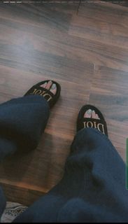 Aamreen Sharma feet photo 6