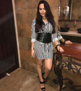 Aanchal Munjal feet photo 3