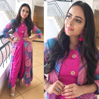 Aanchal Munjal feet photo 16