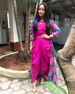 Aanchal Munjal feet photo 15