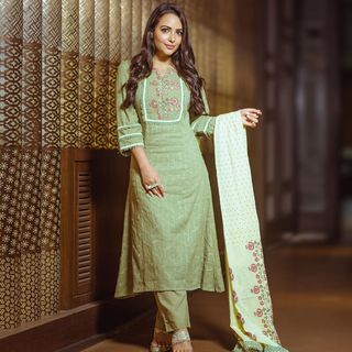 Aanchal Munjal feet photo 10