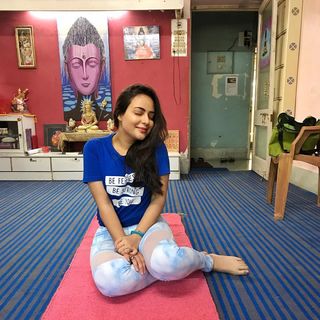 Aanchal Munjal feet photo 11