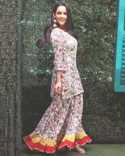 Aanchal Munjal feet photo 9