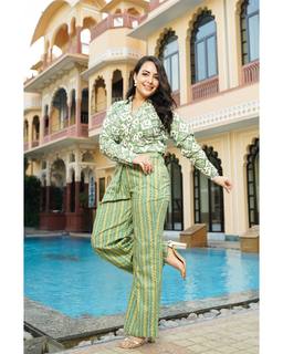 Aanchal Munjal feet photo 1
