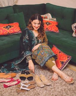 Aaniat Khalid feet photo 15