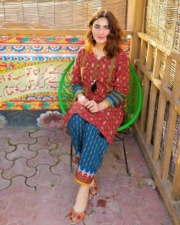 Aaniat Khalid feet photo 6