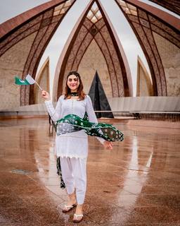 Aaniat Khalid feet photo 15