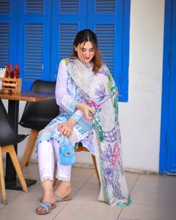 Aaniat Khalid feet photo 14