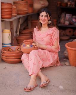 Aaniat Khalid feet photo 9