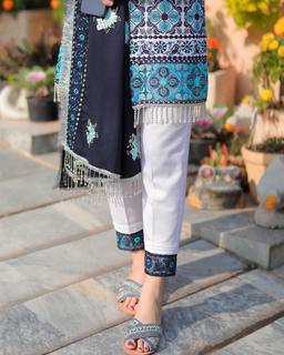 Aaniat Khalid feet photo 14