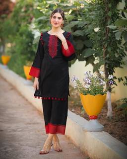 Aaniat Khalid feet photo 7