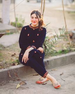 Aaniat Khalid feet photo 5