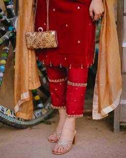Aaniat Khalid feet photo 19