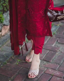 Aaniat Khalid feet photo 15