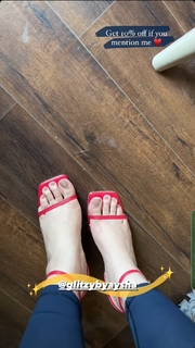 Aaniat Khalid feet photo 5