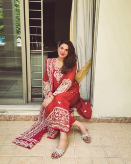 Aaniat Khalid feet photo 18