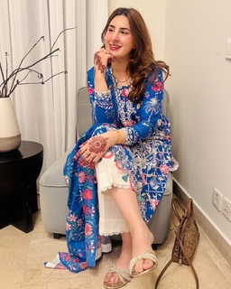 Aaniat Khalid feet photo 6