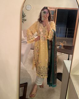 Aaniat Khalid feet photo 6