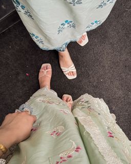 Aaniat Khalid feet photo 19