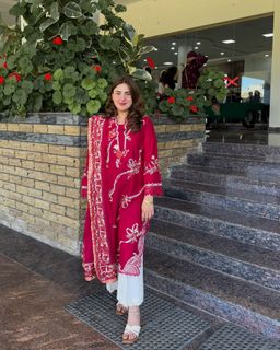 Aaniat Khalid feet photo 18