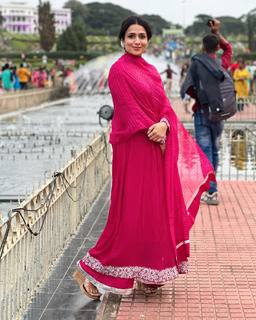Aartee Pathak feet photo 19