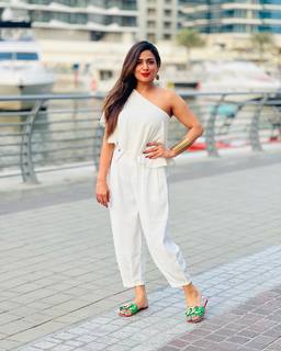 Aartee Pathak feet photo 2