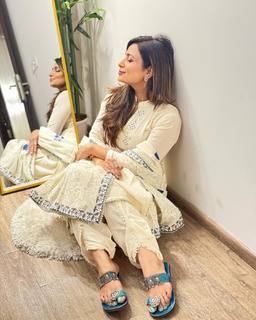Aartee Pathak feet photo 9