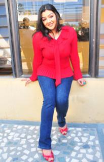 Aarti Agarwal feet photo 20