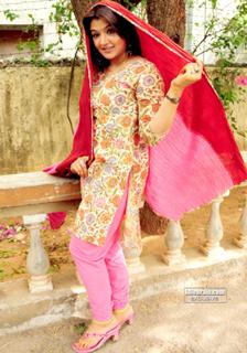 Aarti Agarwal feet photo 14