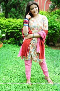 Aarti Agarwal feet photo 8