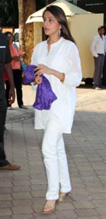 Aarti Chhabria feet photo 9