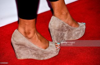 Aarti Sequeira feet photo 13