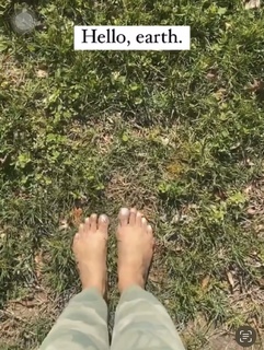 Aarti Sequeira feet photo 18