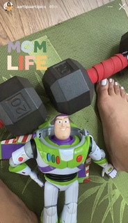 Aarti Sequeira feet photo 7