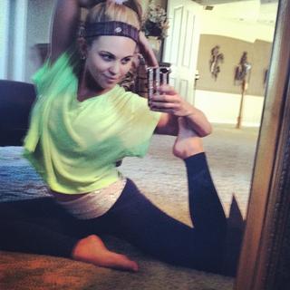 Aaryn Gries feet photo 15