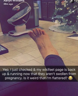 Aaryn Gries feet photo 4