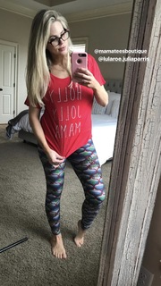 Aaryn Gries feet photo 11