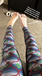 Aaryn Gries feet photo 10