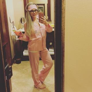 Aaryn Gries feet photo 1