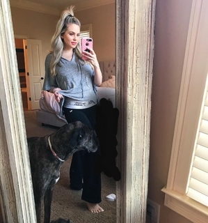 Aaryn Gries feet photo 16