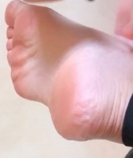 Aaryn Gries feet photo 10