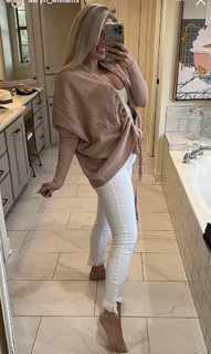 Aaryn Gries feet photo 1